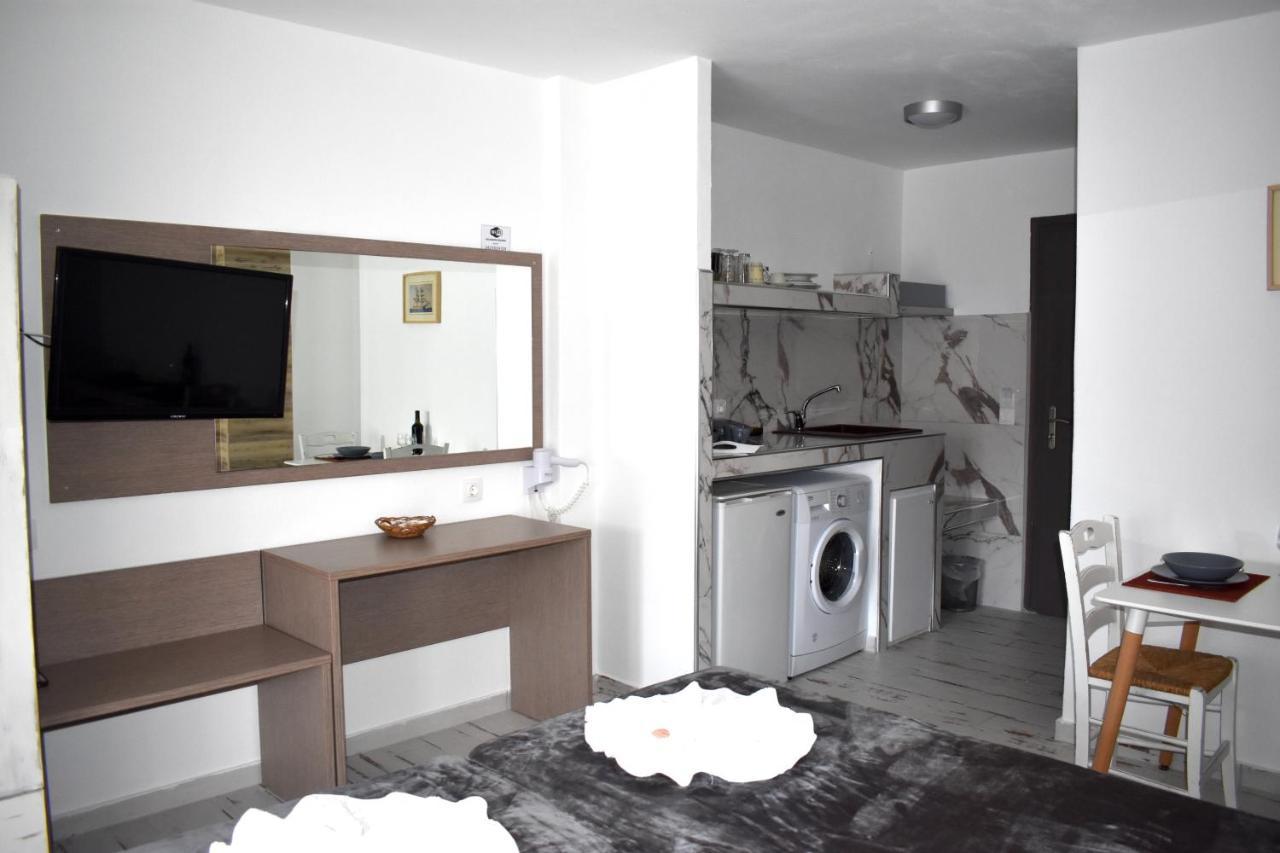 Polykratis Rooms Skiathos Exteriér fotografie