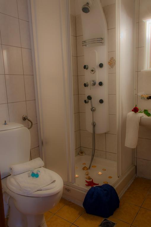 Polykratis Rooms Skiathos Pokoj fotografie